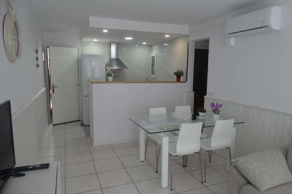 Recién Reformado A 3 Min De La Playa Apartamento